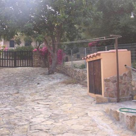 Casa A 300Mt.Dal Mare Calasinzias, 6 Letti, Ac, Pets Welcome, Wi-Fi Free Cala Sinzias Luaran gambar